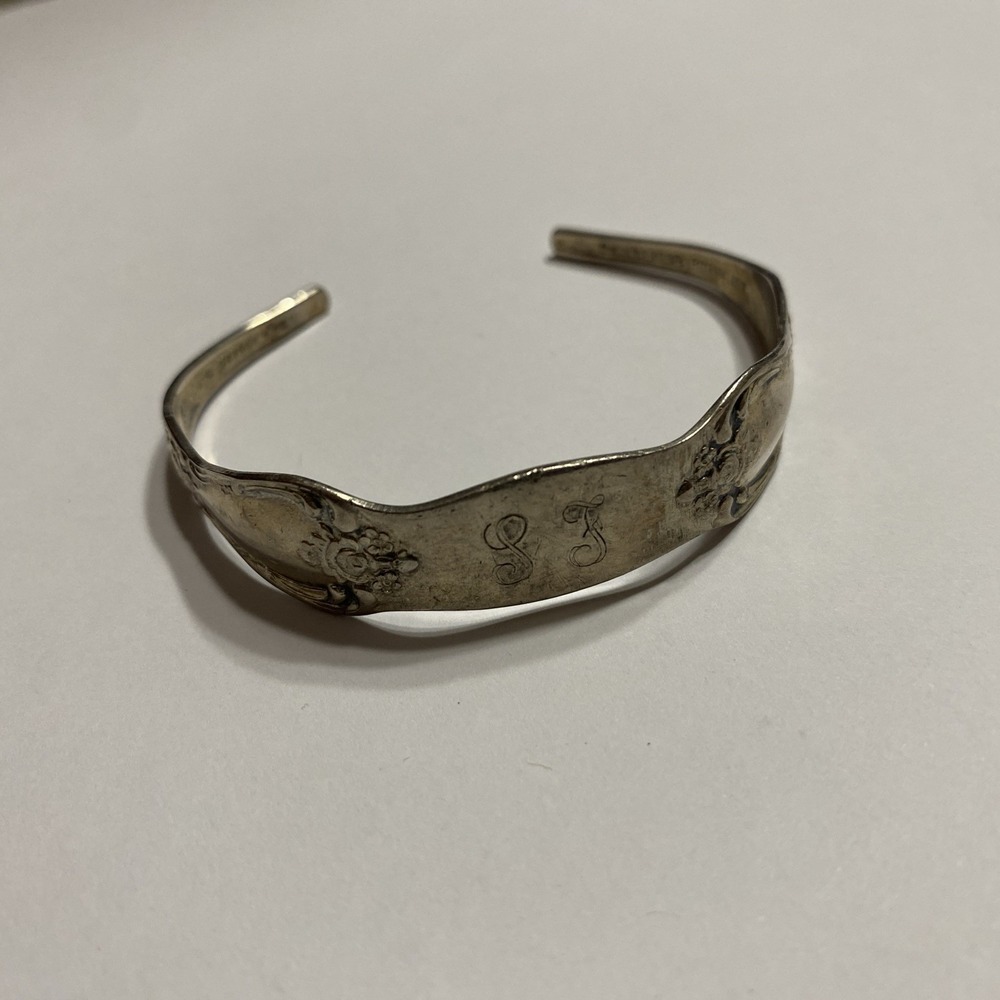 VTG W.M. A. Rogers‎ Oneida LTD Silver Plated Signed Spoon Cuff Bracelet